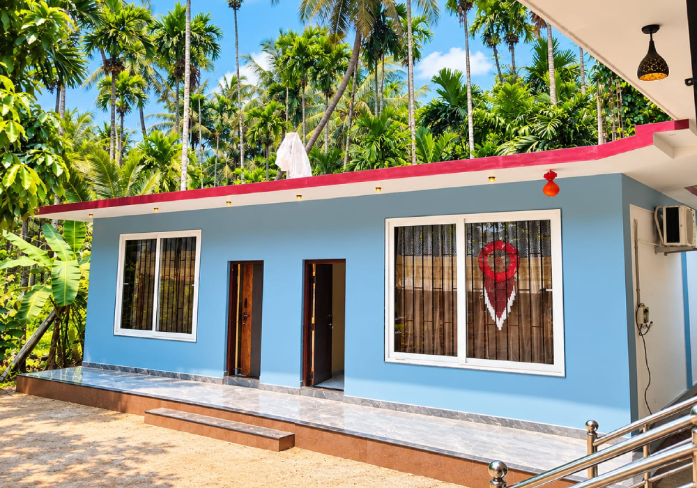 13 Bed AC Dormitory Heaven Stay Gokarna
